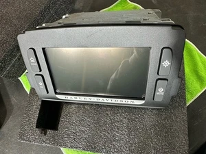 Genuine 14-18 Harley Boom Box 6.5 GT GPS Radio OEM (TESTED ) - Picture 1 of 9
