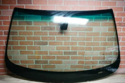 BMW X5 E70 2007-2008 SUV 3,0 L L6 GAS PARABRISAS DELANTERO VENTANA CRISTAL RECAMBIO Foto 1 de 4