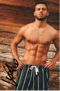 TV/DANCING: VITO COPPOLA SIGNED 6x4 SEXY TOPLESS MODELLING PHOTO+COA - Picture 1 of 1