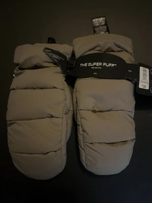 Aritzia The Super Puff Pro Mitten  premium down size M/L New Water repellent - Image 1 of 4
