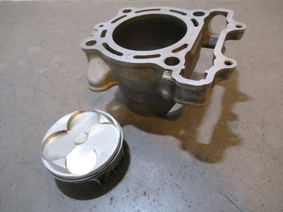 Suzuki RMZ 250 cilindro pistón Wiseco 2013 Foto 1 de 4