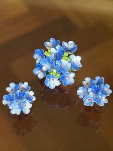 Blaue Vergissmeinnicht Blumen Brosche Anstecknadel & Clip Ohrringe Englisch Bone China Handarbeit - Bild 1 von 12