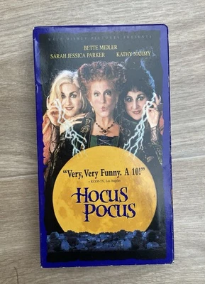 1994 Hocus Pocus Midler/Parker/Ortega Halloween VHS Slip Sleeve Foto 1 de 4