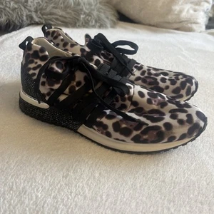 Sneakers Damen, Größe 39 - Bild 1 von 7