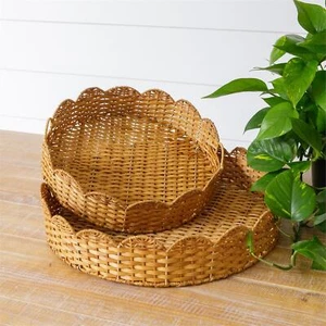 Juego de 2 bandejas redondas de madera astillada con bordes festoneados - Imagen 1 de 1