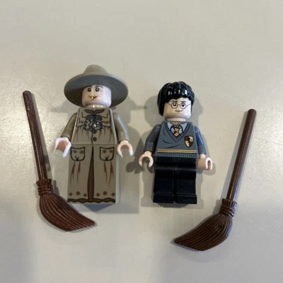 LEGO Minifigure Lot 4867 Professor Sprout / Harry Potter - Image 1 of 2