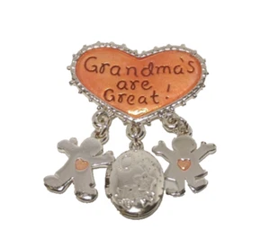 Grandma's Are Great Brooch Pin Heart Shape Silver Tone w/Boy Girl Locket Charms - Imagen 1 de 4