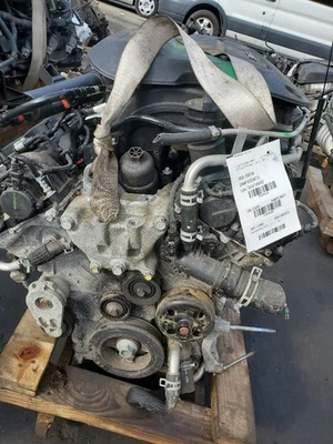 Used Engine Complete Assembly fits: 2017 Chrysler Pacifica 3.6L VIN G 8th digit - Image 1 of 4