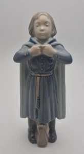 FIRST QUALITY ROYAL COPENHAGEN SCHOOLGIRL WITH CAPE FIGURINE #4503 - PERFECT - Picture 1 of 10