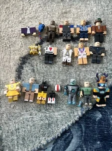 Roblox Action Figures Lot Series 6 & 7 Classics & Celebrity Parts - Picture 1 of 5