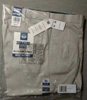 Calça Dockers Masculina B&T Ajuste Clássico Sig Cáqui Lux Algodão Elástico-Pleat, Nuvem, 34X38 - Imagem 1 de 4