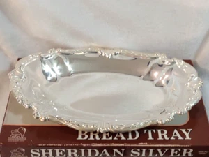 Vassoio portapane o biscotti argento Sheridan anni 60 nuovo con scatola - Foto 1 di 6