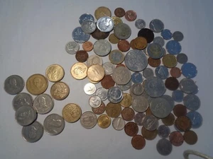 LOTE DE MONEDAS EXTRANJERAS. 1 libra 4 onzas. MÉXICO, SUDAMÉRICA, BRITÁNICOS. - Imagen 1 de 8