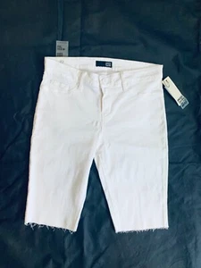 David Kahn Jean Shorts Size 27 Waist White New With Tags - Picture 1 of 3