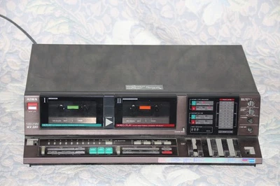 Aiwa AD-WX220 Deck registratore a cassette Tapedeck / Made in Japan / 1290 DM!!! - Immagine 1 di 4