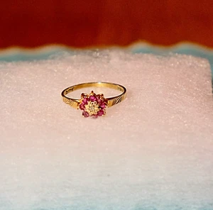 9ct Gold Ruby & Diamond Ring Size Q 1/2 - Picture 1 of 5