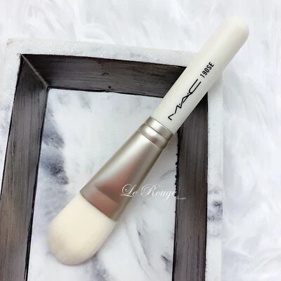 Mac Mini/travel size 190se foundation brush Limited edition white handle - Image 1 of 2