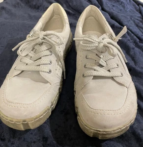 Bequemer Sneaker Halbschuhe Grau Gr. 37 Neu - Bild 1 von 4