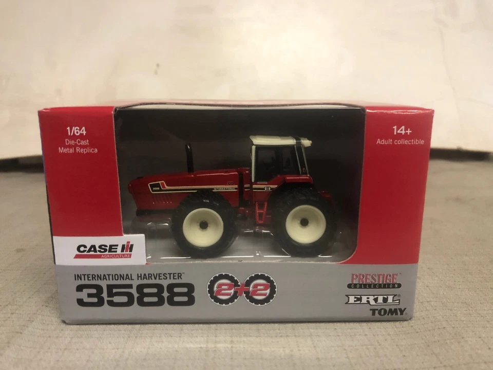 International Harvester 3588 Toy Tractor "Prestige Collection" 1/64 Scale NIB - Image 1 of 4