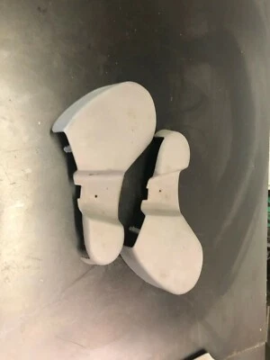 2003-2007 FORD FOCUS LEFT & RIGHT FRONT INNER SEAT COVER TRIM PANEL OEM - Изображение 1 из 3