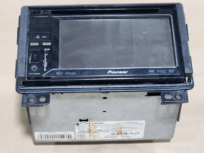 Pioneer AVH-P3200DVD 5.8 inch Car DVD Player w- GEX-P10HD HD Tuner 4073 - Image 1 of 4