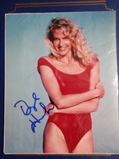 Daryl Hannah HAND-SIGNED Photo 10x8