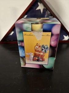 Porcelain Decorative Trinket Box Two Little Love Bunny's New In Box - Picture 1 of 6