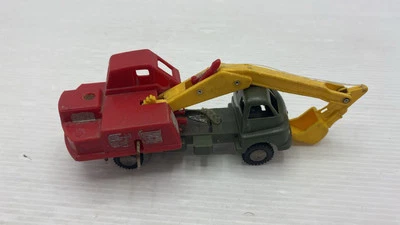 POTA001 Politoys 2 modelli messi insieme, Autoambulanza Militare n. 6 ed esc - Immagine 1 di 4