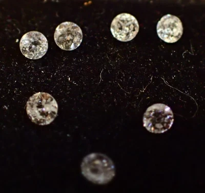 Natural, Loose Diamonds, 2.3-2.6 mm, priced EACH, appx. 0.08 ct Each, Vol.Disc. - Image 1 of 4