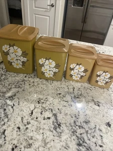 4 Vintage Avocado Green/Mustard Mod Flowers Floral Plastic Nesting Canisters - Picture 1 of 8
