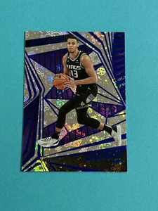 2023-24 Panini Revolution Keegan Murray Winter #32 Sacramento Kings (Q) - Picture 1 of 2