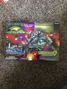 Godzilla Battle At Brooklyn Bridge 1998 Trendmaster - Picture 1 of 8