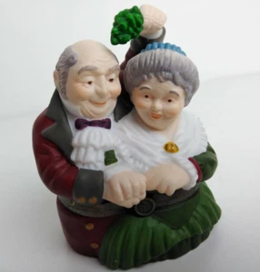 Dept 56, Hand Painted Porcelain Trinket Box "The Spirit of Christmas" #58431 VTG - Picture 1 of 10