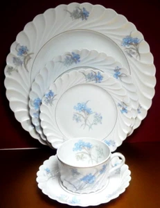 French HAVILAND Limoges BERGERE pattern 5 PC. PLACE SETTING -MINT! (1 of 8) - Picture 1 of 9