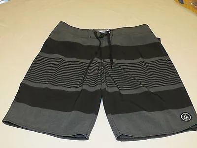 Men's Volcom Mod Tech A0811510 CHR charcoa stripes board shorts surf swim NWT 30 - Image 1 of 2