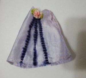 Vintage Clone Tutti oder gleiche Größe Puppe Flieder Kleid Puppenkleidung 70er Jahre - Bild 1 von 2