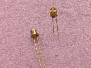 2 PCS. Infrared emitter diode TEMT 88PD 880nm TO46 - Imagen 1 de 2