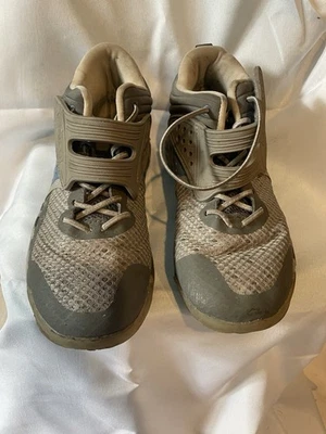 Zapatillas de baloncesto AND1 con correa 2.0 para niños talla 6 zapatos grises Foto 1 de 4