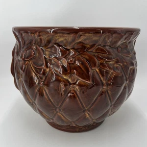 PV09457 Vintage Brown McCoy DIAMOND QUILT LEAVES 10" Planter / Jardiniere - Picture 1 of 14