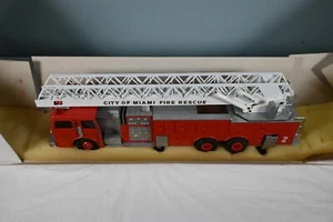 Conrad 5509 City Of Miami Fire Rescue #2 Aerial Ladder Truck 1:43 Scale - Picture 1 of 9