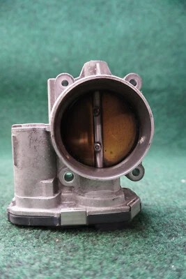 Cadillac SRX 2011 3,0 L carrocería del acelerador OEM 33702197 Foto 1 de 4