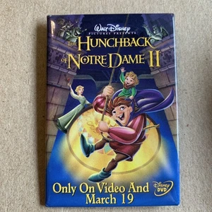Der Glöckner von Notre Dame 2 Quasimodo Disney Button Pinback Vintage Promo Pin - Bild 1 von 2