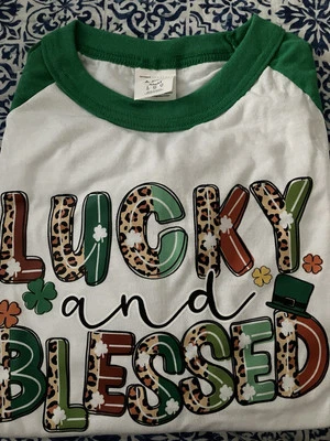 St. Patrick Day 3/4 Sleeve T Shirt Size L - Image 1 of 4