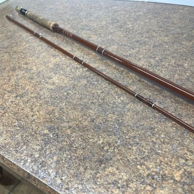 Completo Original FENWICK Feralite Flyrod FF107 9’ 4 3/8oz Mango de Corcho con Estuche Foto 1 de 4