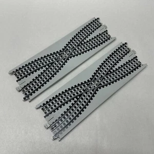 Tyco/Mattel 2x RR Crossing Cross-Cross Tracks 1 Pair - Compatible w/ Mattel NEW - Picture 1 of 4