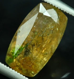 3.45ct ULTRA RARE YELLOW COLOR NATURAL AXINITE W/GREEN DOT CUT GEMSTONE @PAK - Picture 1 of 5