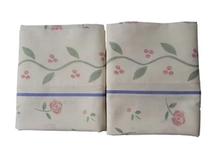 2 Vintage Look Pillowcases Off White W/pink Roses 19 X 30 Stan/queen - Picture 1 of 7