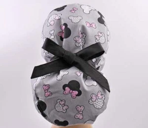 Cappelli scrub, berretto scrub infermiera, cappello chirurgico donna, berretto scrub coda di cavallo topolino - Foto 1 di 3