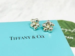 TIFFANY & Co. Bebé Perla Flor Pendientes Plata 925 Bolsa o Caja Envío Rápido - Imagen 1 de 14