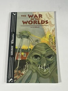 War of the Worlds Paperback H. G. Wells Saddleback Classics Classroom Books - Bild 1 von 3